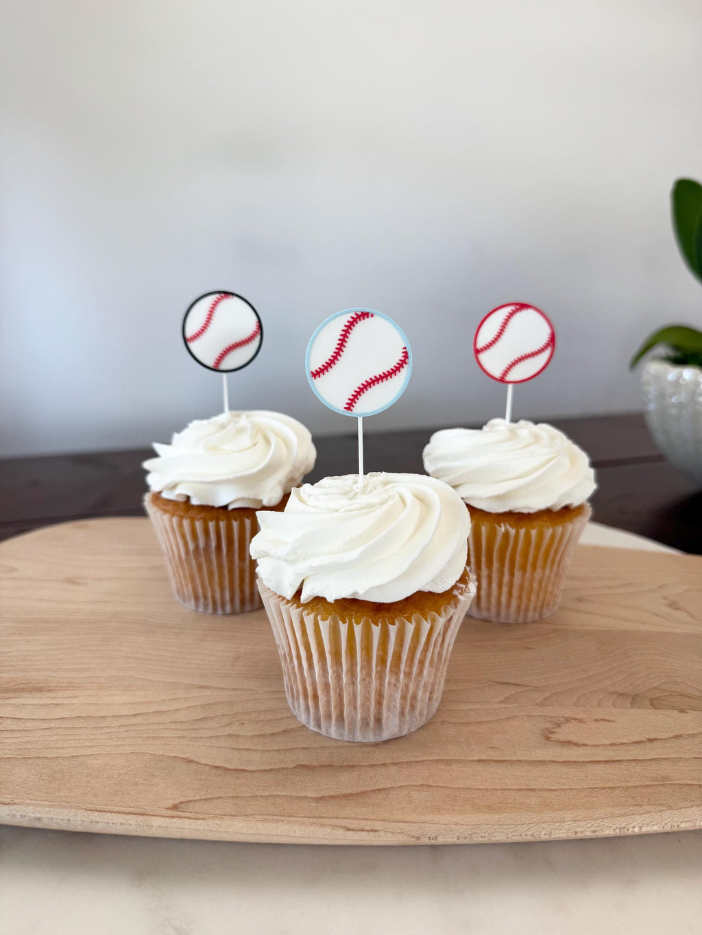 Baseball Cupcake Toppers (qty 6)